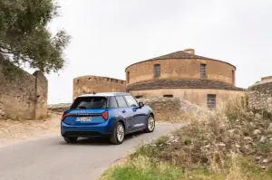Mini Cooper S 5 porte 2024 - Foto ufficiali - 39