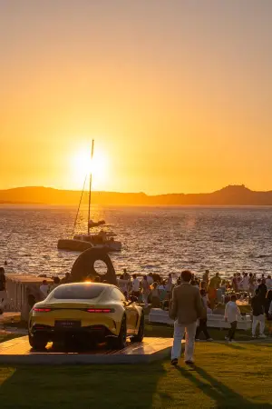 Mercedes - Phi Beach 2024 - 13