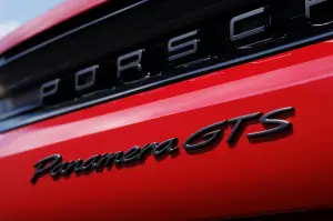 Porsche Panamera Turbo S E-Hybrid e GTS - 10