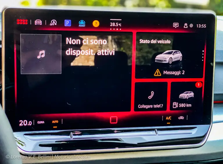 Volkswagen Golf 2024 - Prime impressioni di guida - 22
