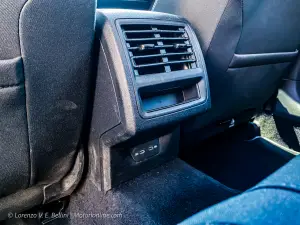 Volkswagen Golf 2024 - Prime impressioni di guida