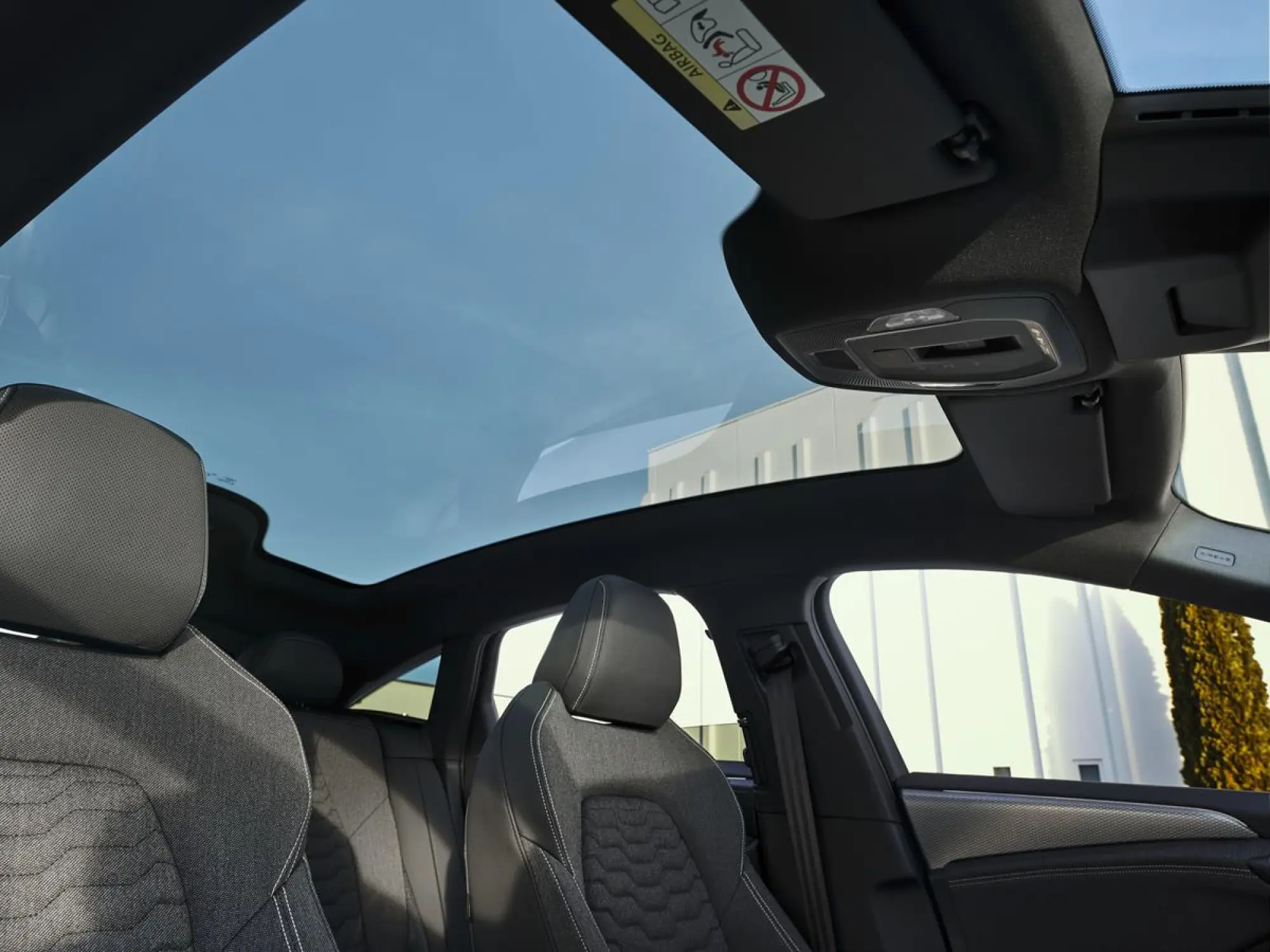 Audi A6 e-tron - 113