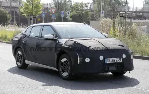 Kia EV4 - Foto spia 31-07-2024 - 5