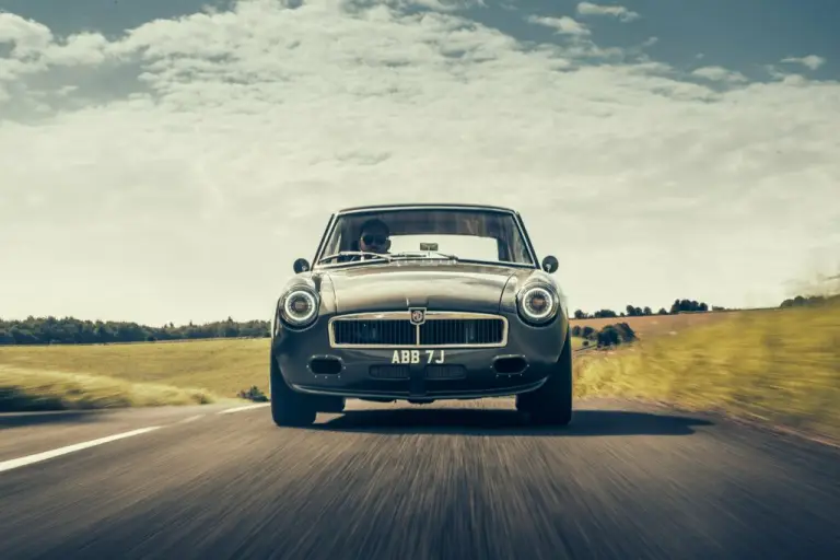 MGB V8 LE60 - Restomod - 5