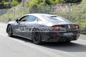 Mercedes-AMG GT - Foto spia 6-8-2024