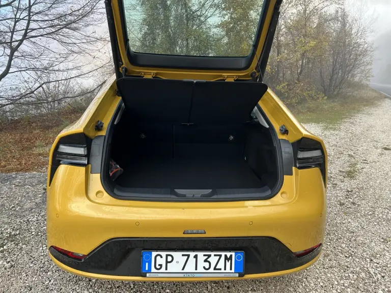 Toyota Prius: prova su strada - 22