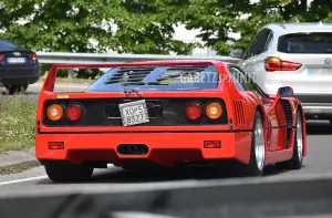 Ferrari F40 in strada - 13