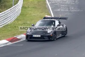 Porsche 911 GT3 - Foto spia 8-8-2024