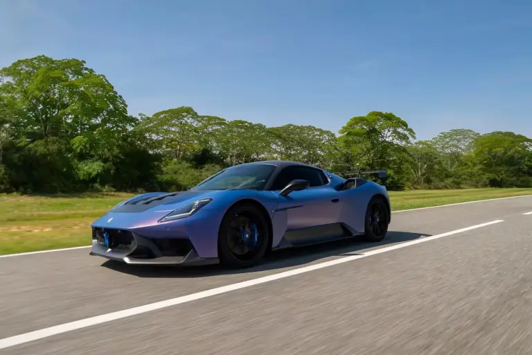 Maserati GT2 Stradale - 11