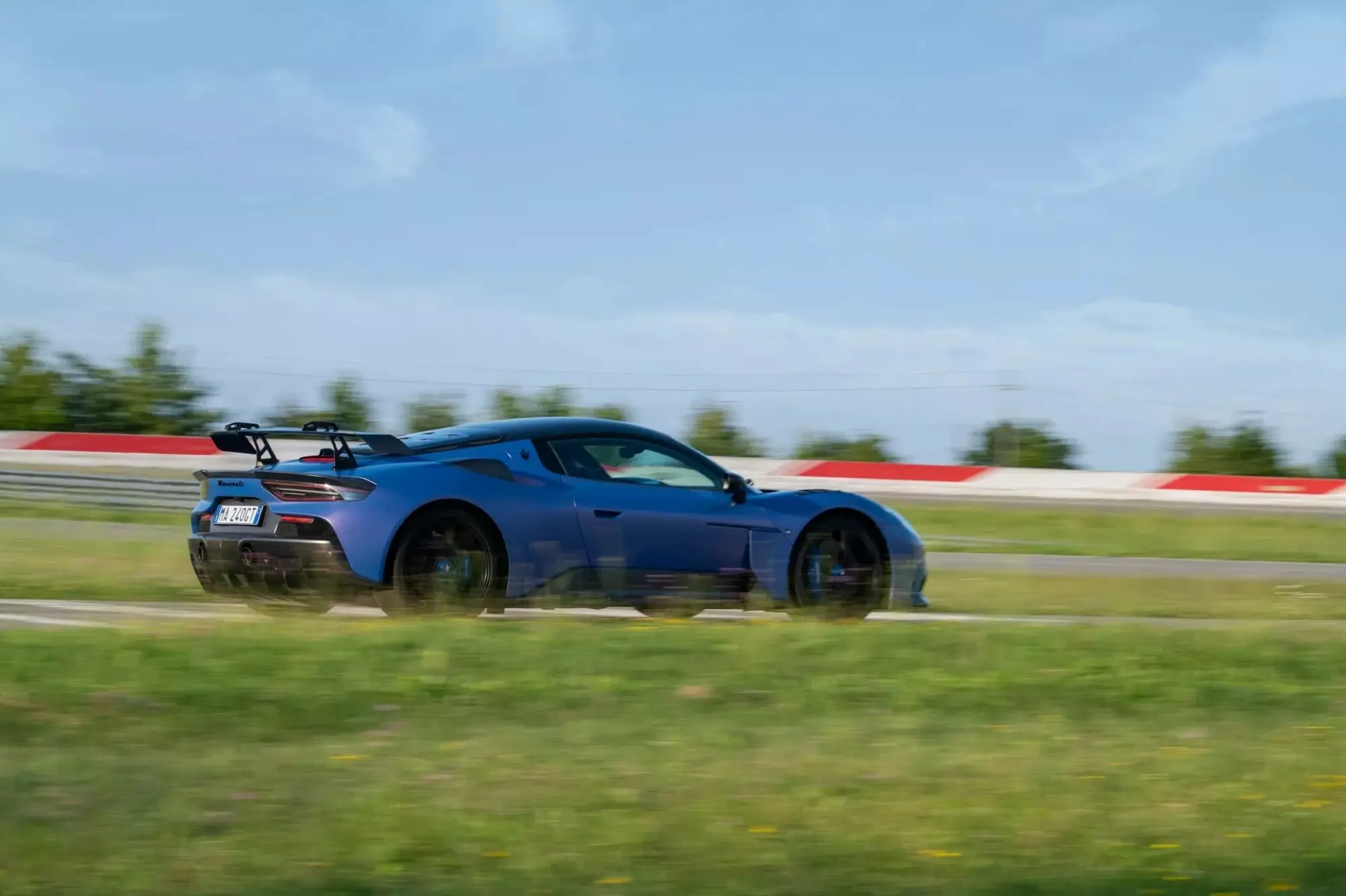 Maserati GT2 Stradale - 4