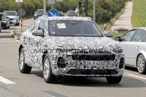 Audi Q5 Sportback - Foto spia 26-8-2024