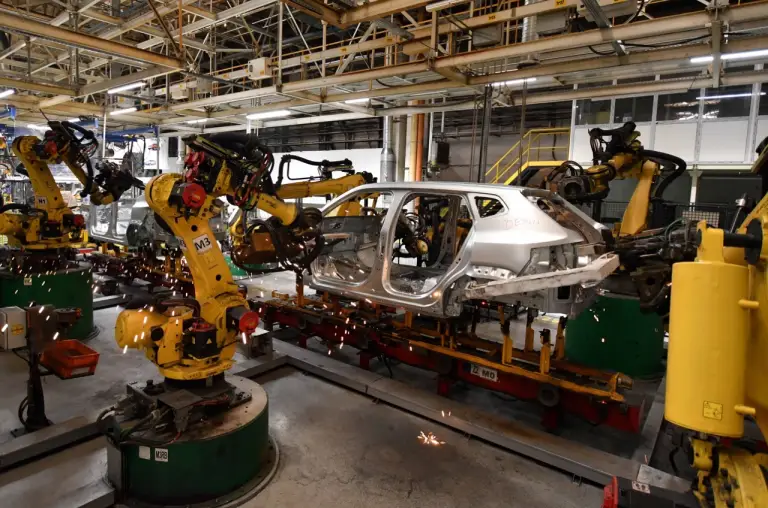 Dacia Duster 2024 - Produzione - 4