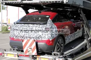 Citroen C4 - Foto spia 29-8-2024 - 4
