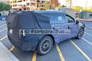 Hyundai Ioniq 9 - Foto spia 29-8-2024