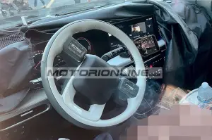 Hyundai Ioniq 9 - Foto spia 29-8-2024