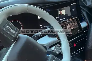 Hyundai Ioniq 9 - Foto spia 29-8-2024