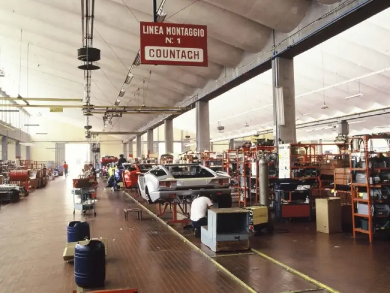 Lamborghini Countach: 50 anni - 17