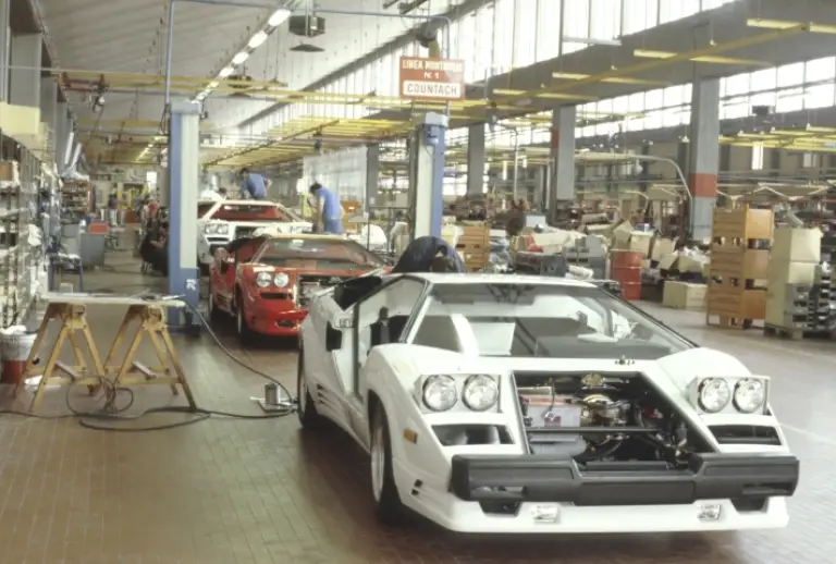 Lamborghini Countach: 50 anni - 11