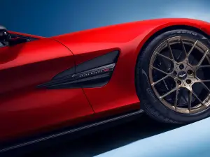 Aston Martin Vanquish 2024 - 15