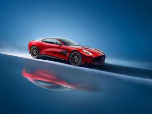 Aston Martin Vanquish 2024 - 6