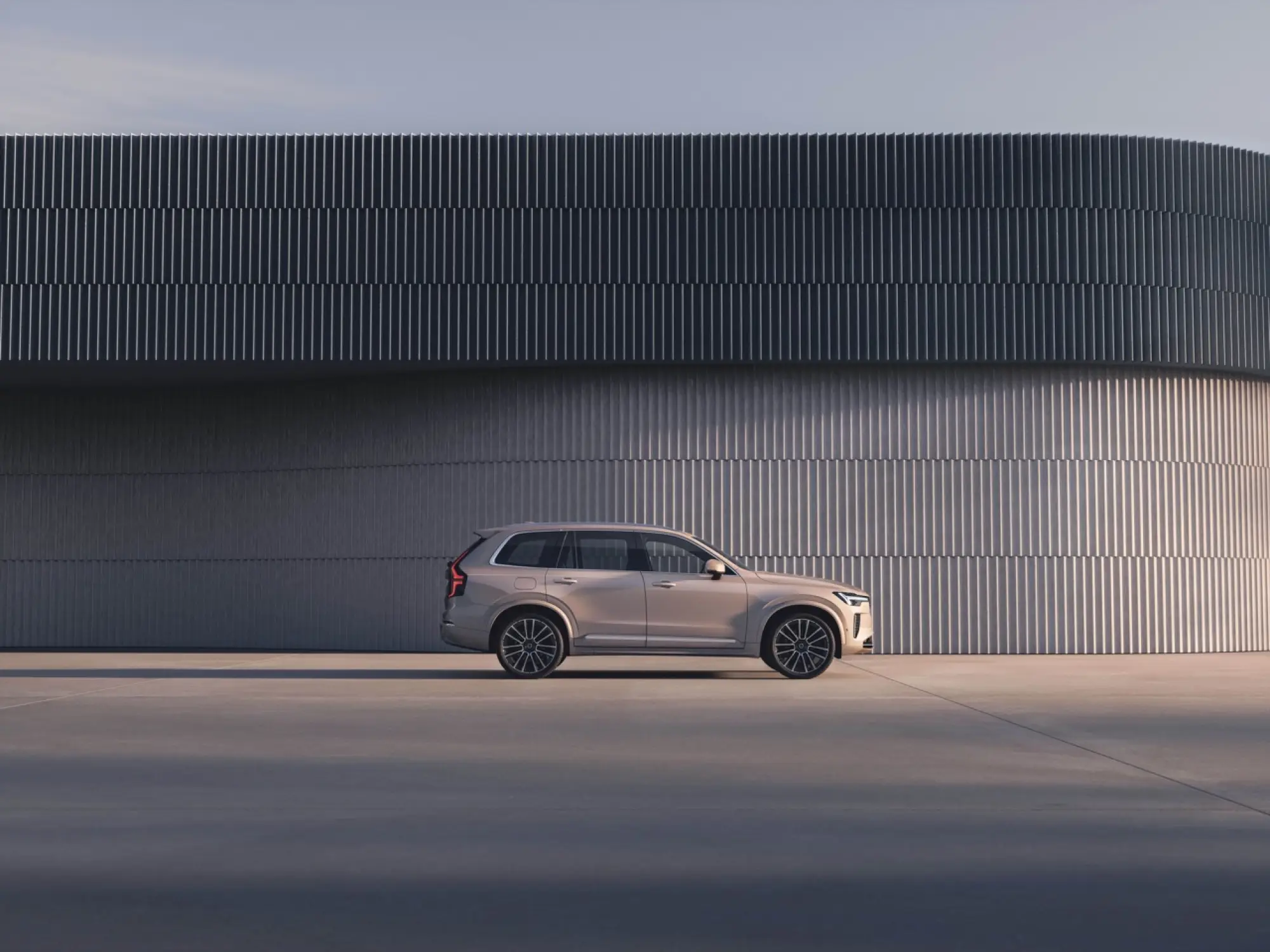 Volvo XC90 2025 - Foto ufficiali - 3