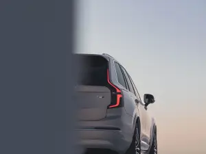 Volvo XC90 2025 - Foto ufficiali - 11