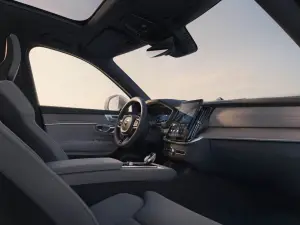 Volvo XC90 2025 - Foto ufficiali - 21