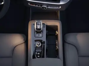 Volvo XC90 2025 - Foto ufficiali - 27