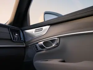 Volvo XC90 2025 - Foto ufficiali - 31