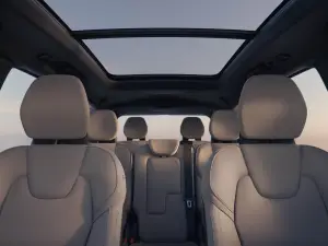 Volvo XC90 2025 - Foto ufficiali - 33