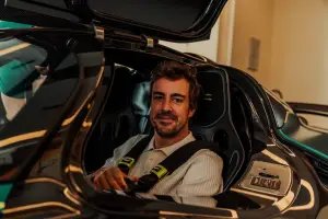 Aston Martin Valkyrie - Fernando Alonso