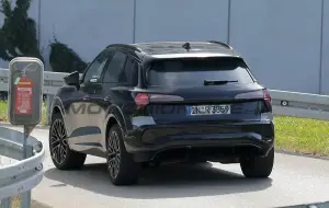 Audi Q3 2025 - Foto spia 06-09-2024 - 12