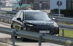 Audi Q3 2025 - Foto spia 06-09-2024 - 2