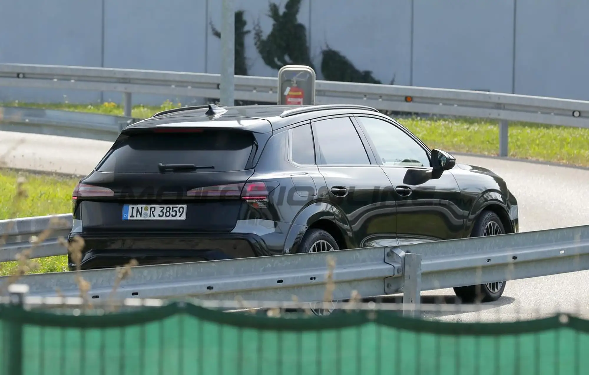 Audi Q3 2025 - Foto spia 06-09-2024 - 8