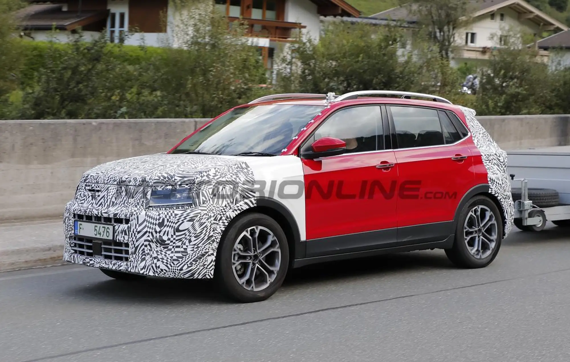 Skoda Kushaq 2025 - Foto spia 09-09-2024 - 5