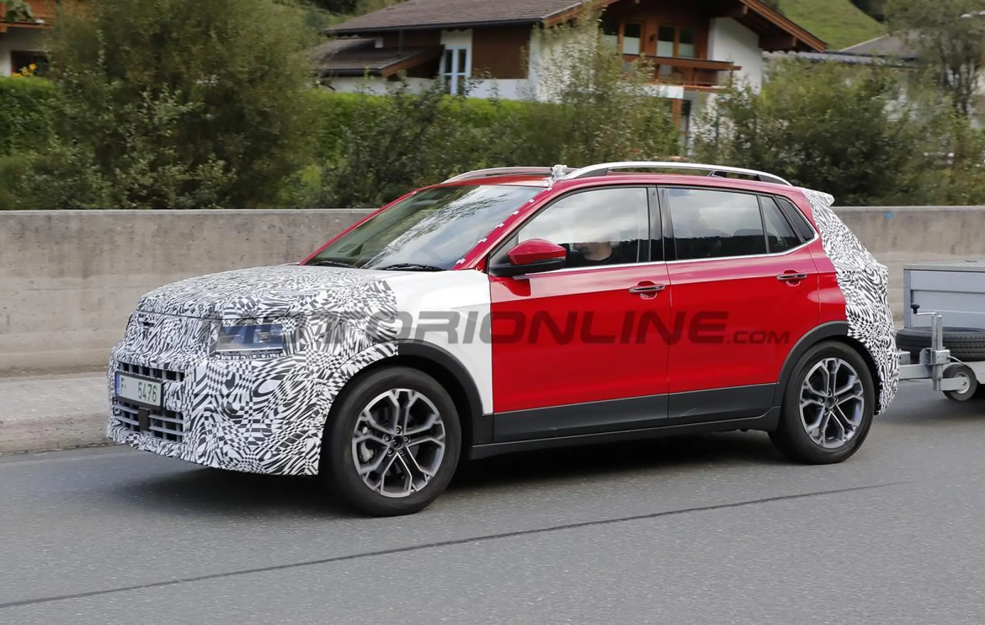 Skoda Kushaq 2025 - Foto spia 09-09-2024 - 4