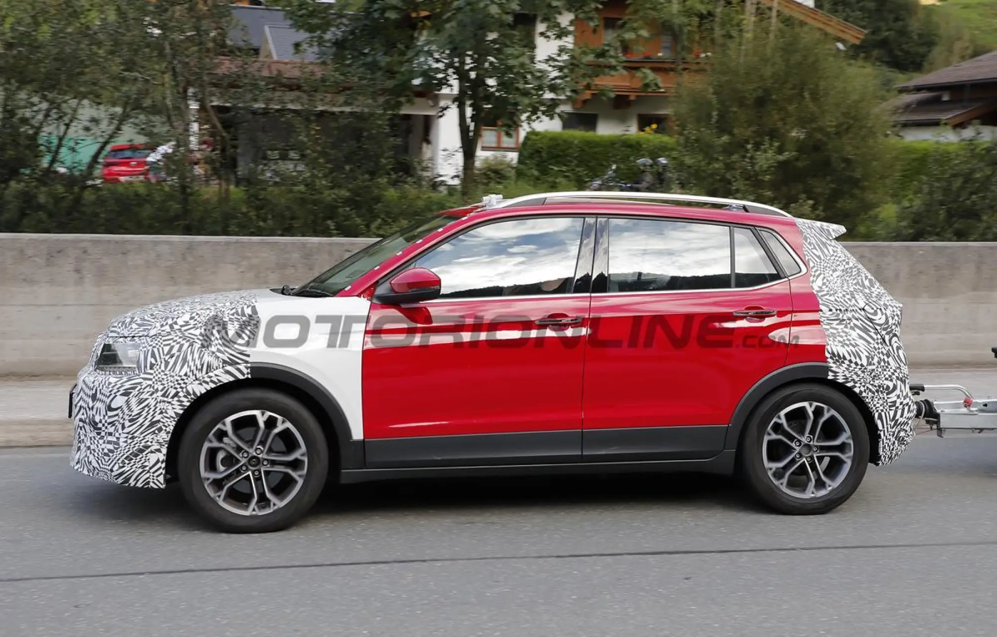 Skoda Kushaq 2025 - Foto spia 09-09-2024 - 10
