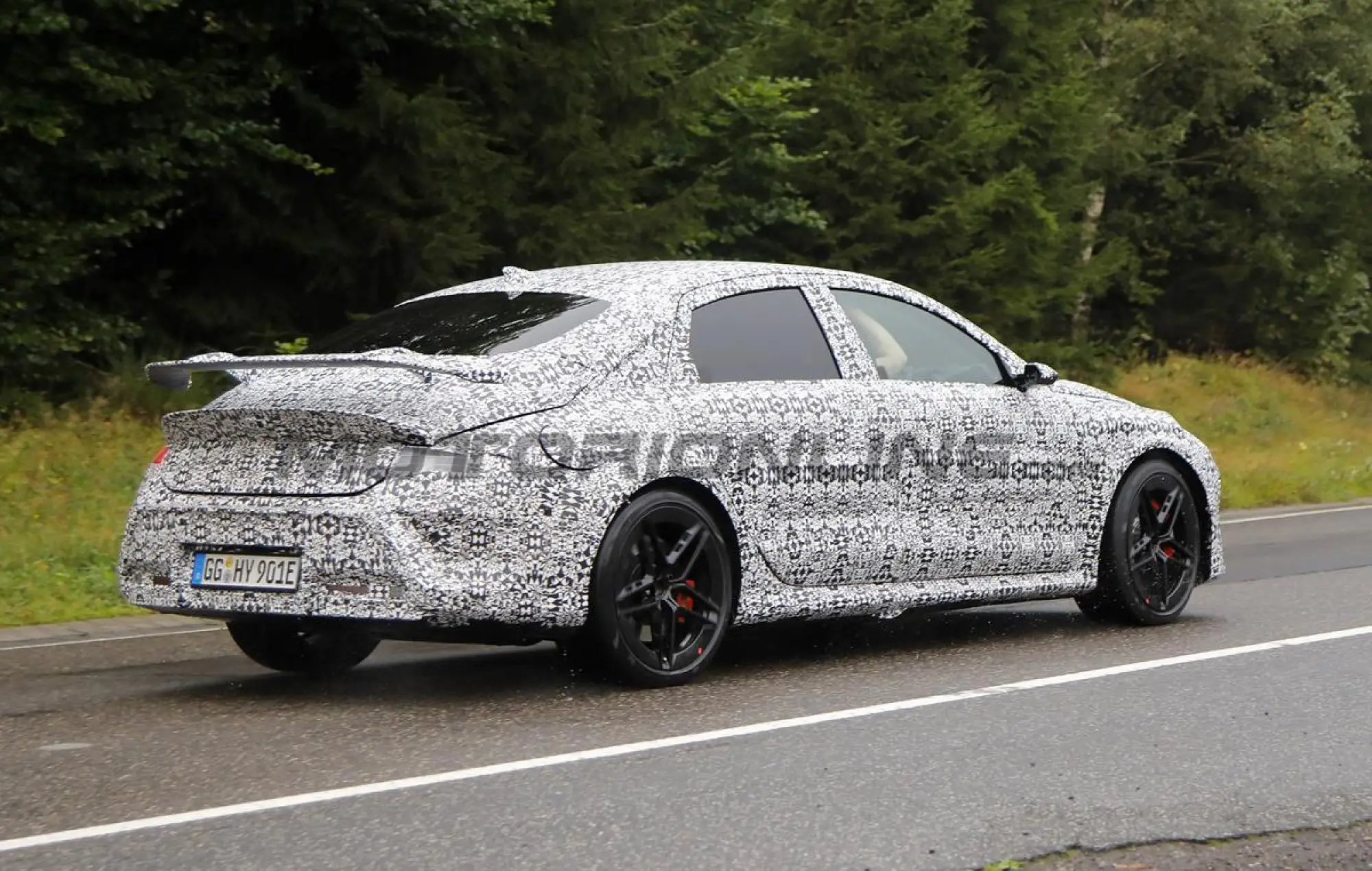 Hyundai Ioniq 6 N - Foto spia 10-09-2024 - 6