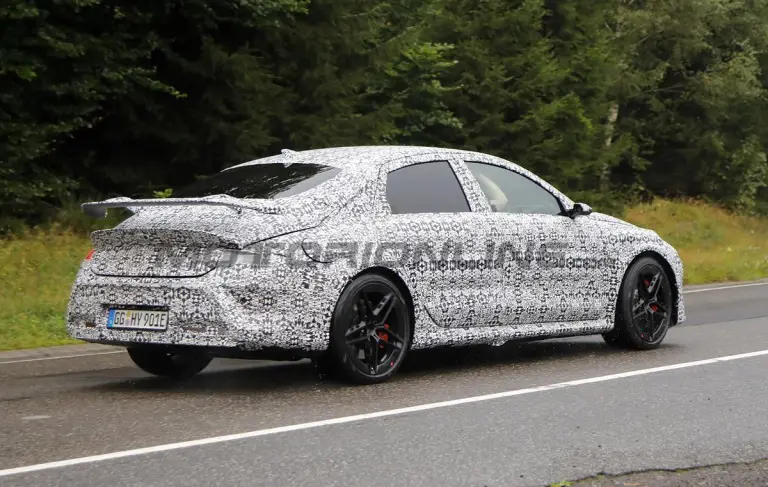 Hyundai Ioniq 6 N - Foto spia 10-09-2024 - 6