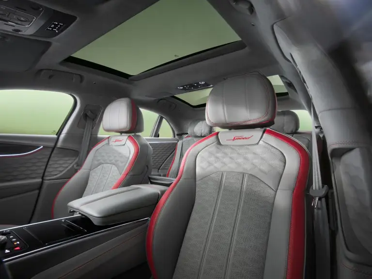 Bentley Flying Spur 2024 - 11