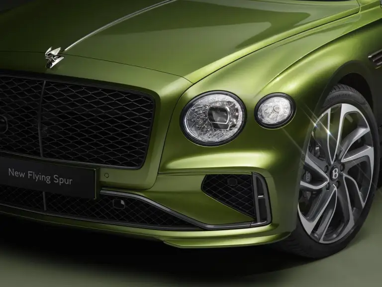 Bentley Flying Spur 2024 - 10
