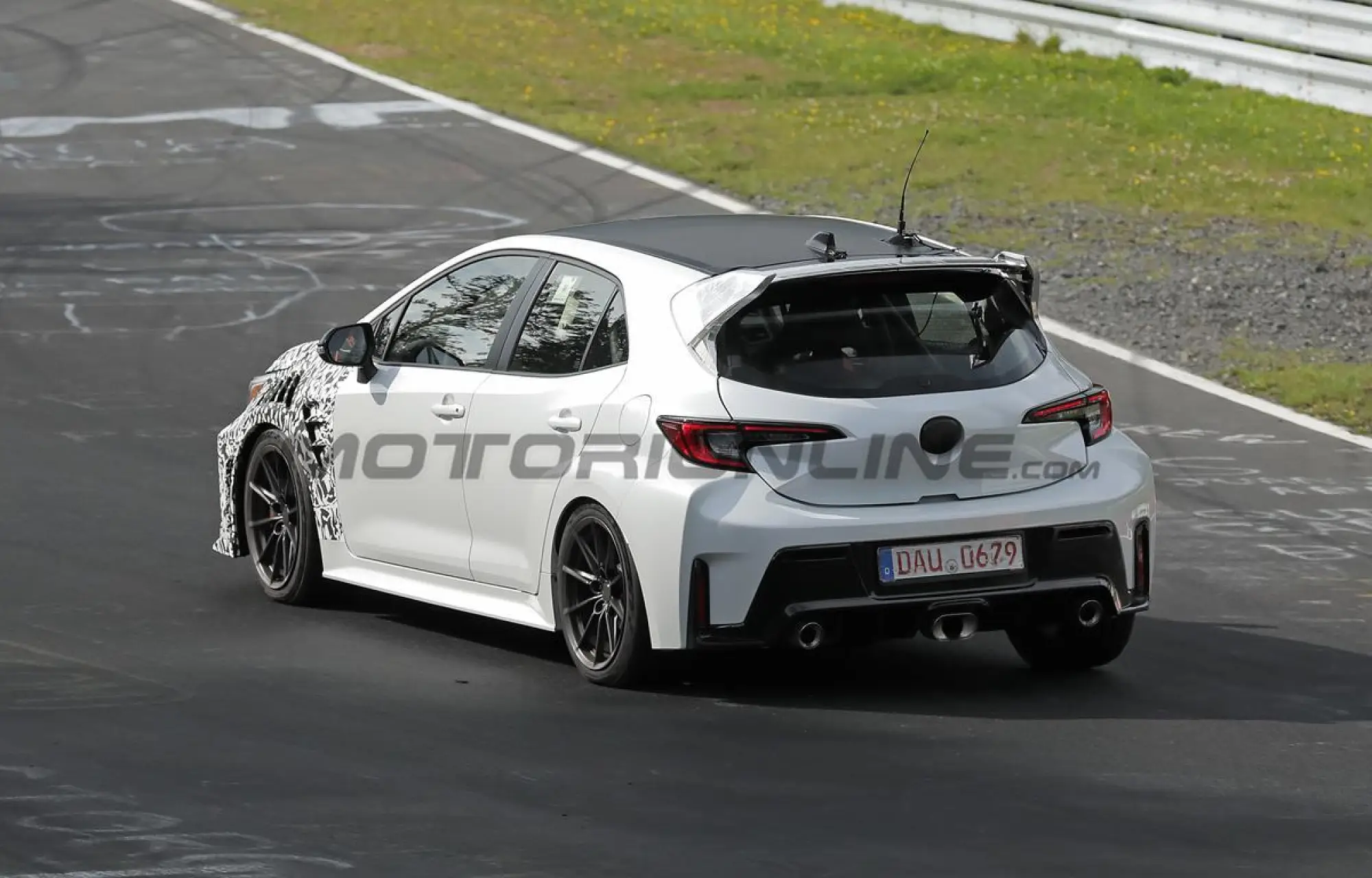 Toyota Corolla GRMN - Foto spia 11-09-2024 - 10