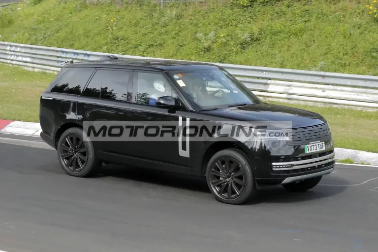 Range Rover EV - Foto spia 11-9-2024 - 11