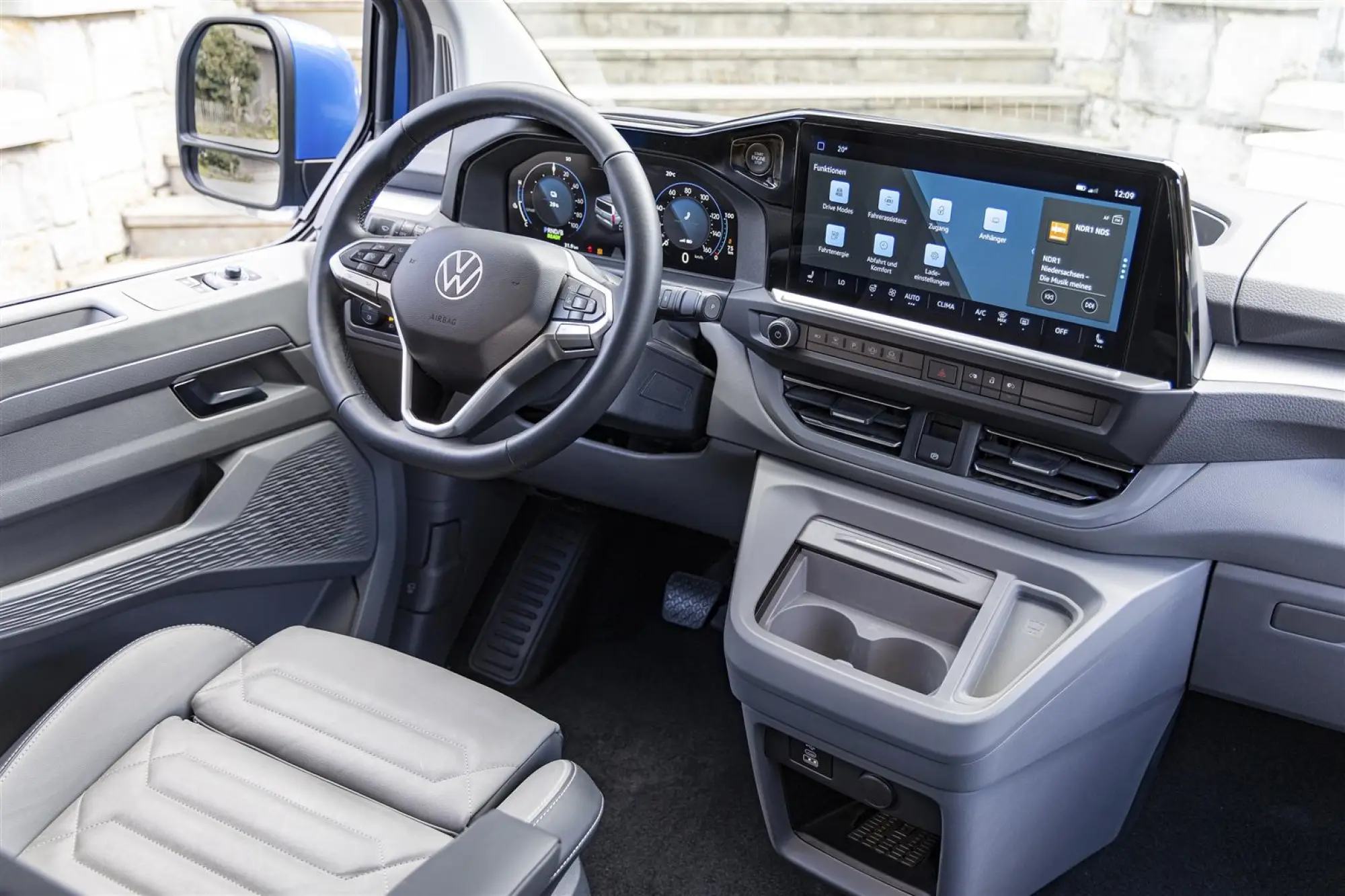 Volkswagen Transporter e Caravelle 2025 - 5