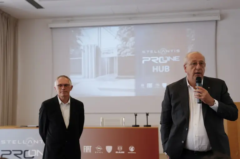 Stellantis Pro One apre il nuovo Hub per veicoli commerciali - 3