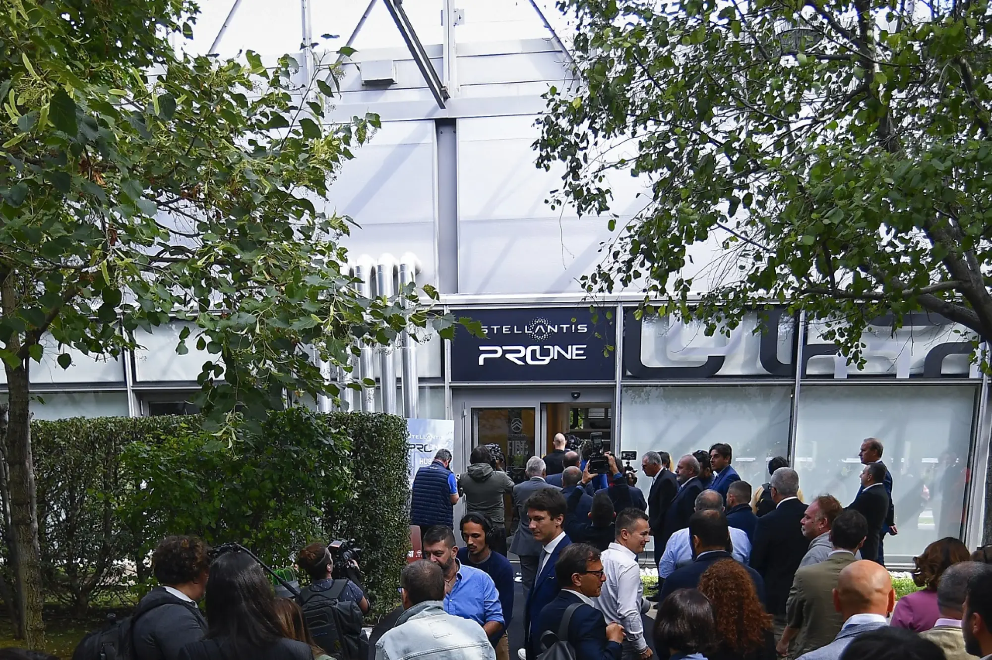 Stellantis Pro One apre il nuovo Hub per veicoli commerciali - 8