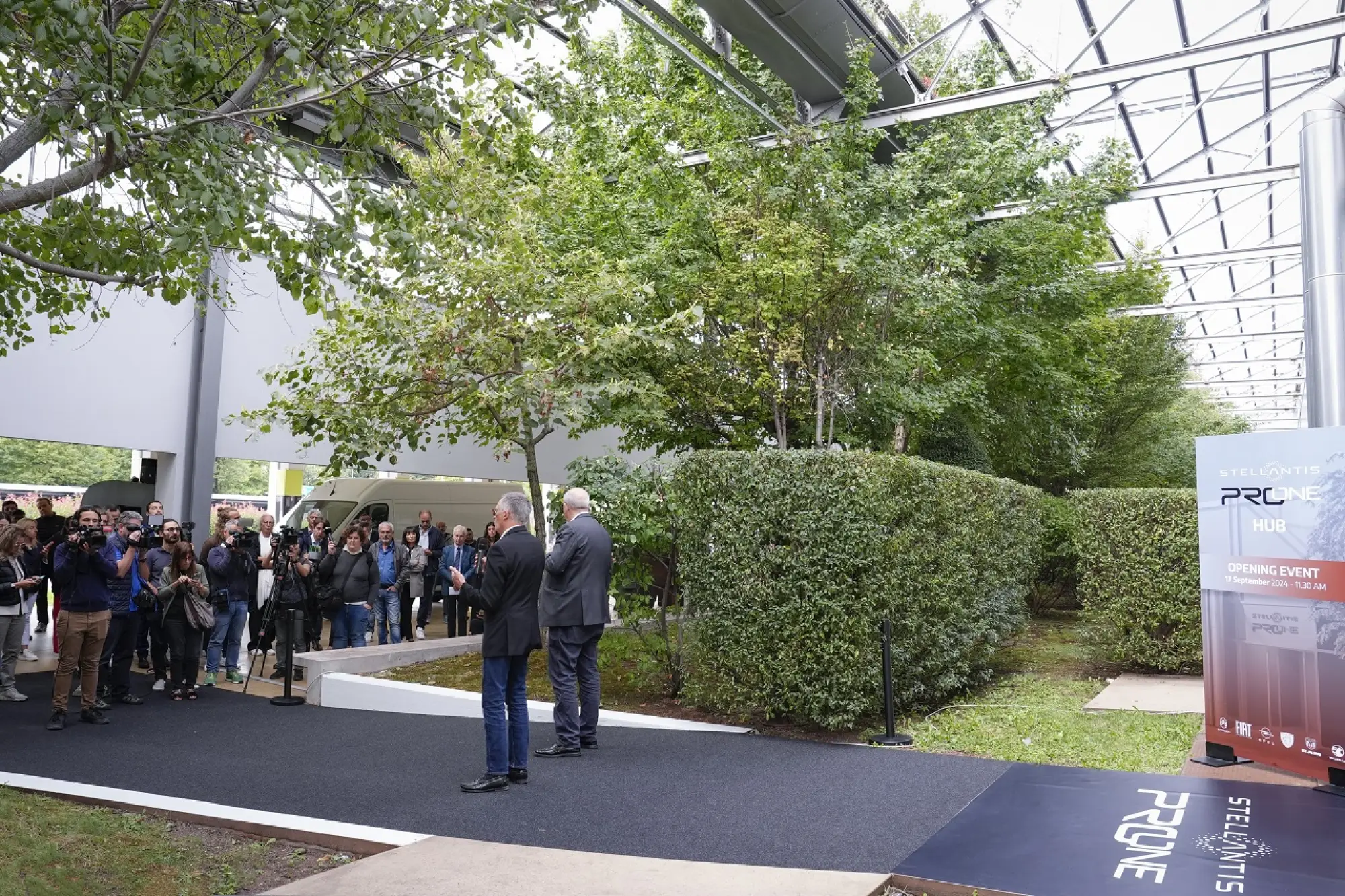 Stellantis Pro One apre il nuovo Hub per veicoli commerciali - 7