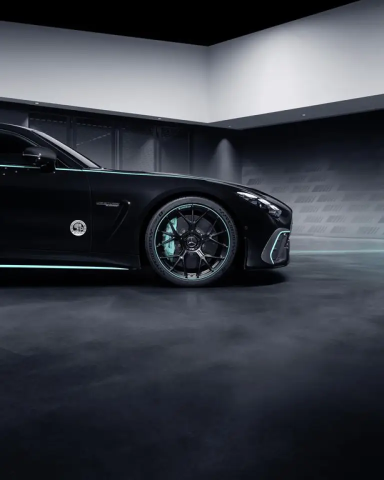 Mercedes-AMG GT 63 PRO 4MATIC Motorsport Collectors Edition - 17