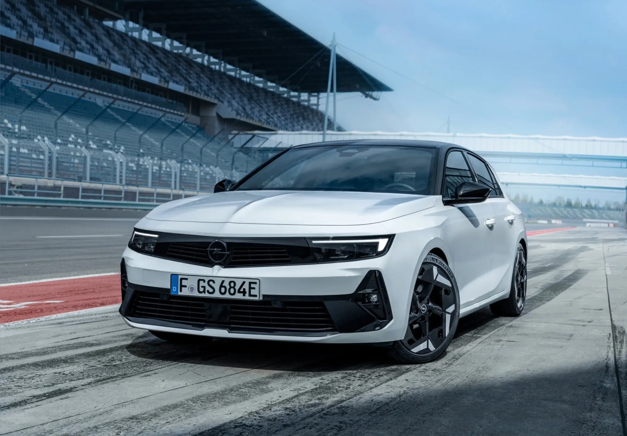 Opel Astra - un tradizionale cuore sportivo - 5