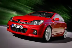 Opel Astra - un tradizionale cuore sportivo - 2